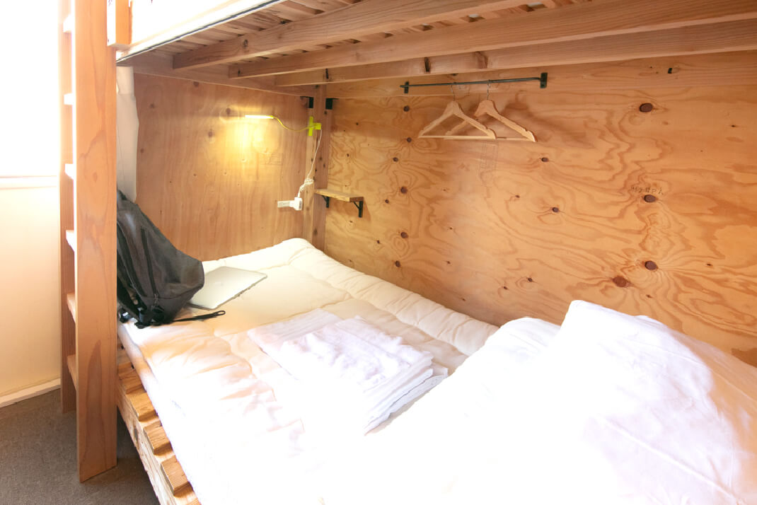 Each bed is equiped with an LED light and an outlet, so at night you can enjoy your space to yourself. 